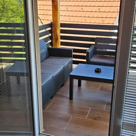 Apartman M&M Duga Resa Exterior photo